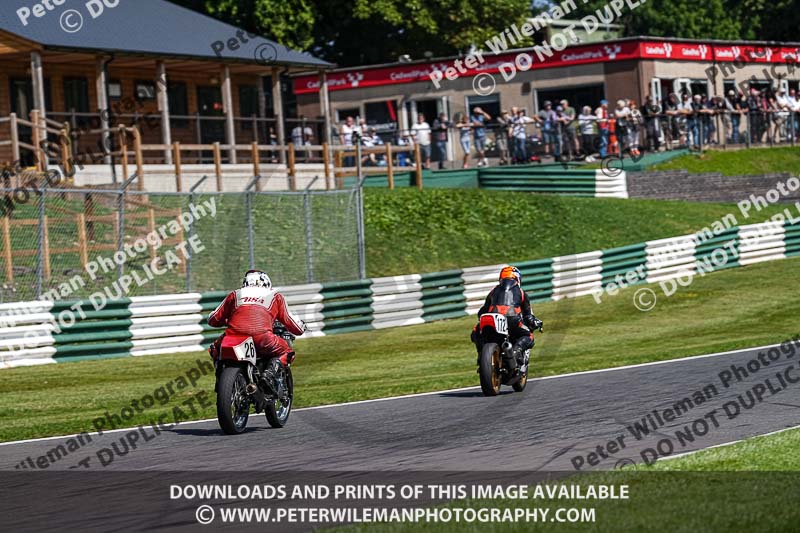 Vintage motorcycle club;eventdigitalimages;mallory park;mallory park trackday photographs;no limits trackdays;peter wileman photography;trackday digital images;trackday photos;vmcc festival 1000 bikes photographs